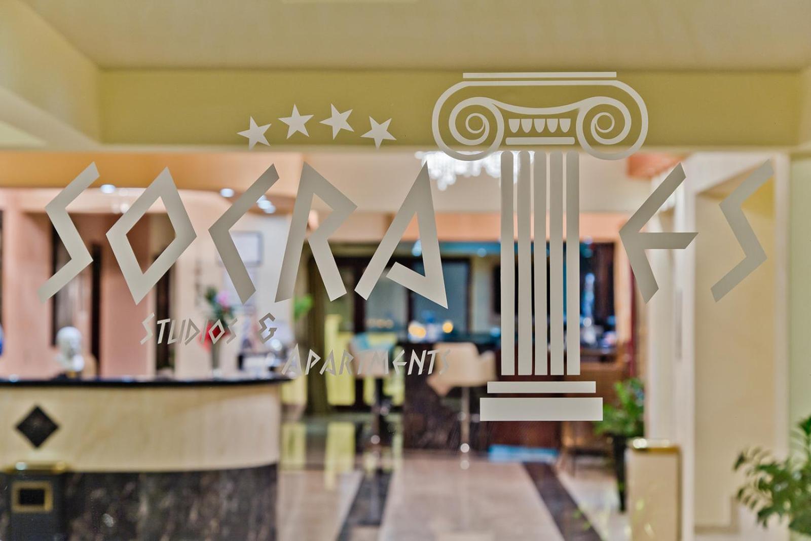 Socrates Hotel Apartments Karpatos Zewnętrze zdjęcie